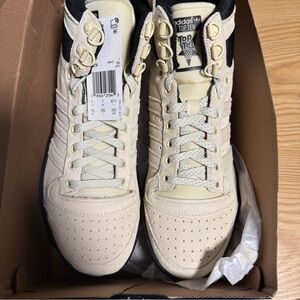 adidas top tens  Sz 7.5